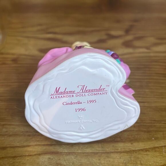 1996 Hallmark Keepsake Ornament Cinderella 1995 Madame Alexander - Picture 5 of 6